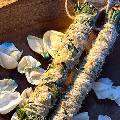 incenso natural de rosas brancas